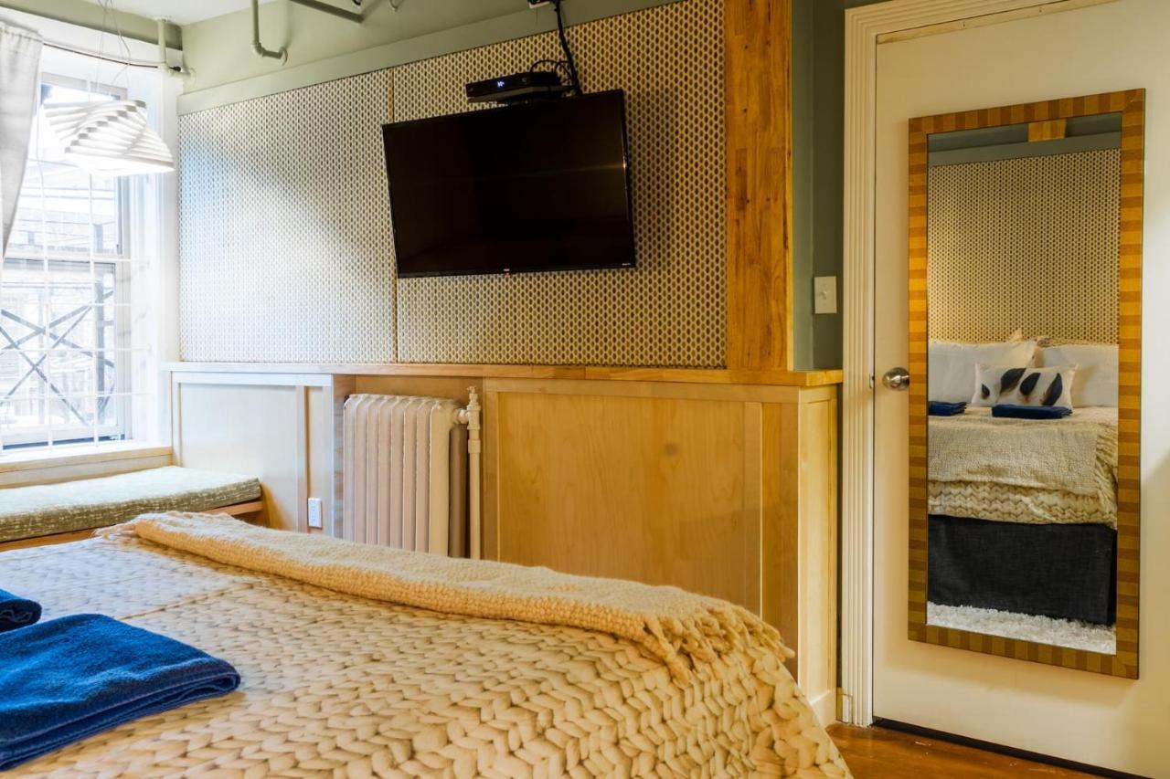 The Cambie Hostel Seymour Ванкувър Екстериор снимка