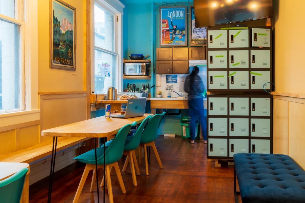 The Cambie Hostel Seymour Ванкувър Екстериор снимка