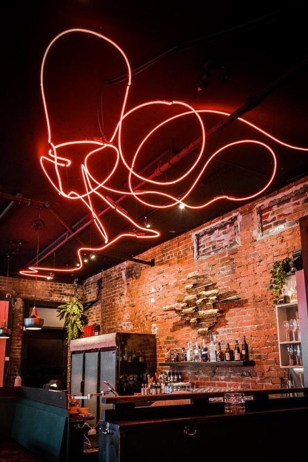 The Cambie Hostel Seymour Ванкувър Екстериор снимка