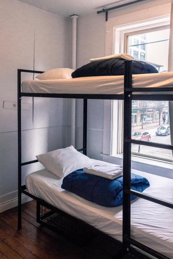 The Cambie Hostel Seymour Ванкувър Екстериор снимка